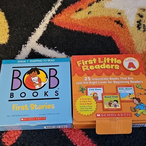 Scholastic First Little Readers Books Set - A And BOB BOOKS FIRST STORIES - Picture 1 of 3